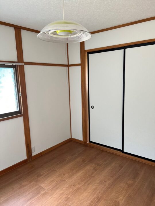 多賀城市大代の空き家の1階西側和室をフローリング変更